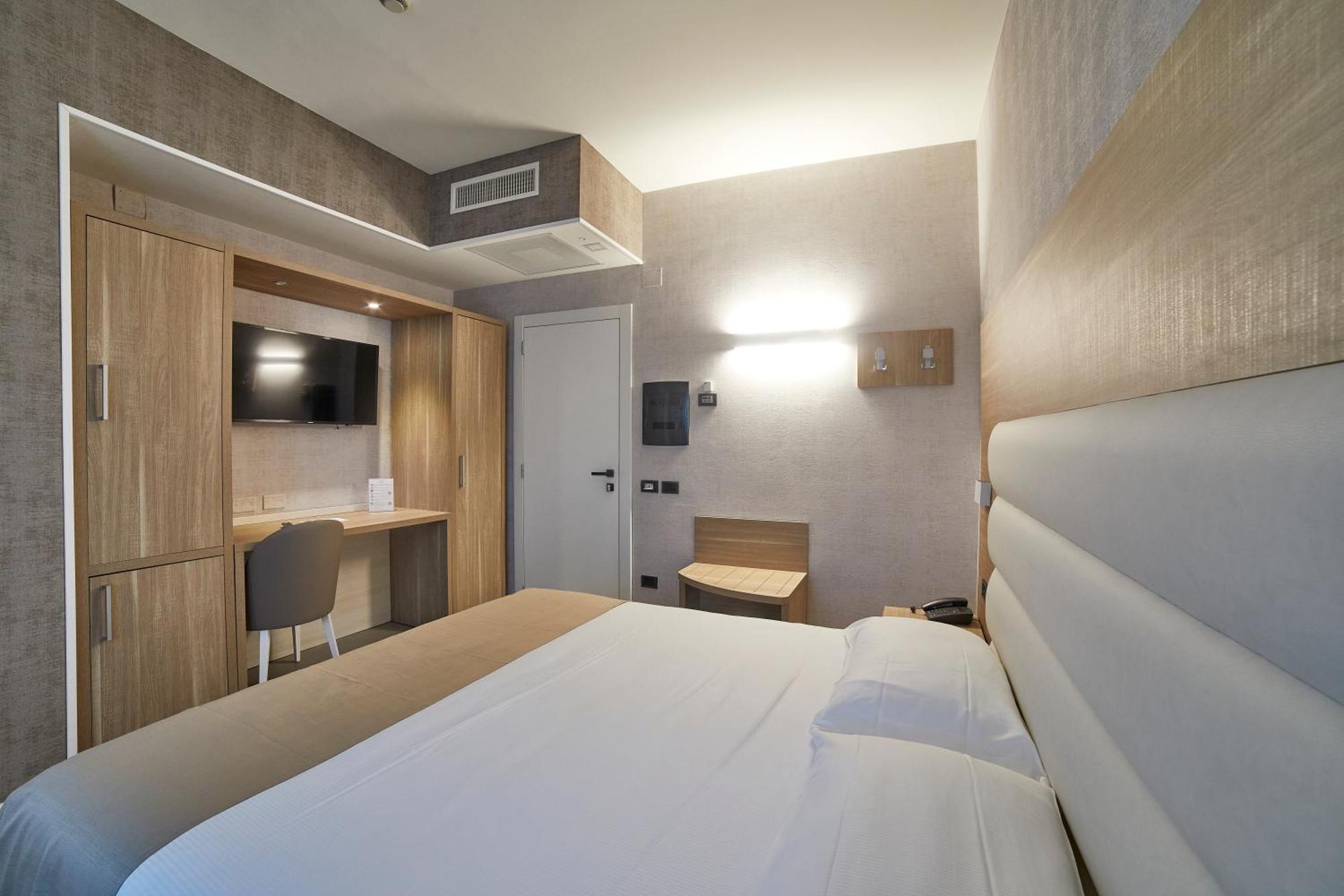 Hotel Concorde Камерано Номер фото